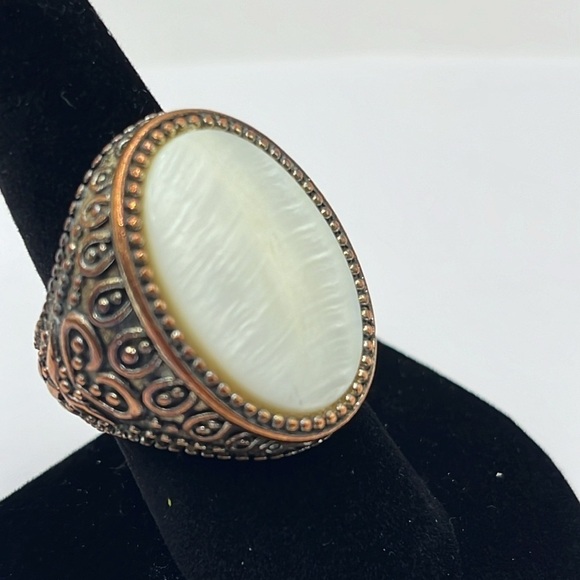 Large Copper Ring Size 8 1/2 Large Center White Stone  Oversized Unisex Ring - Picture 5 of 10